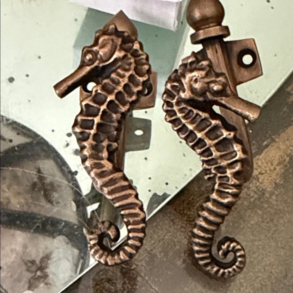 Pair of seahorses wall hooks - Picture 8 of 8